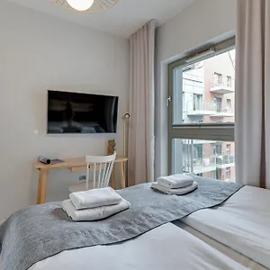 Grano - Pool, Sauna, & Parking By Downtown Apartment